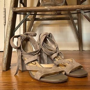 Sam Edelman Tie-up Block Heel, Size 10